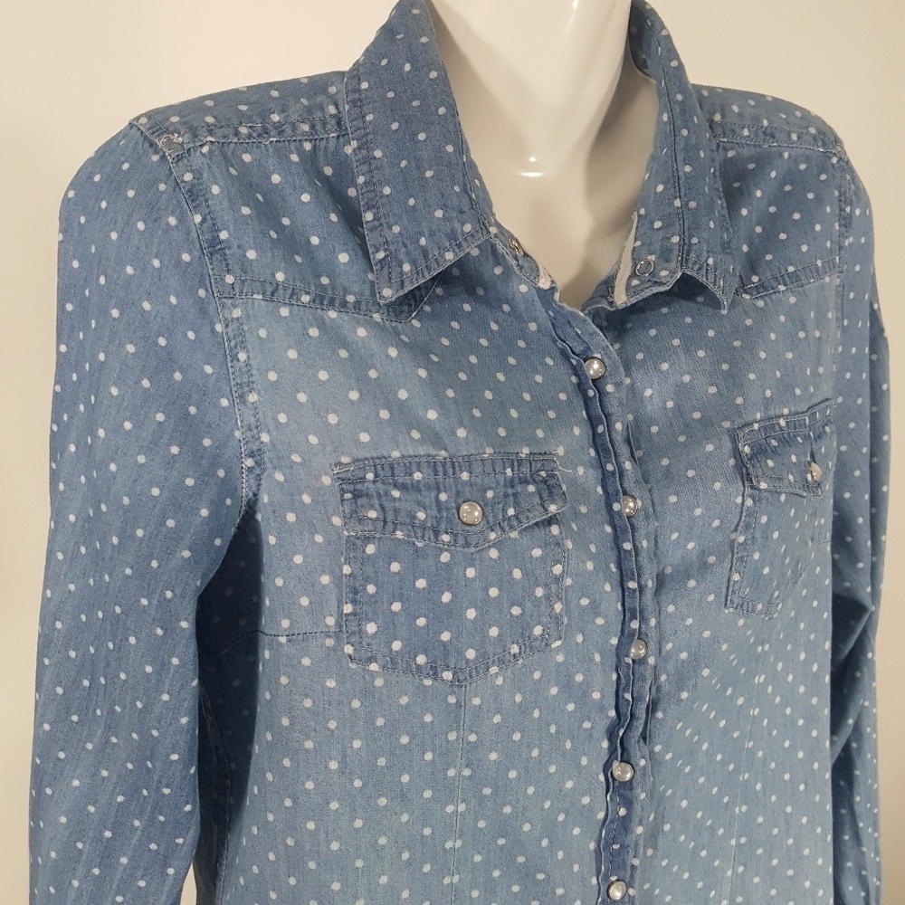 CHARLOTTE RUSSE TOP SIZE MED - Picture 3 of 4